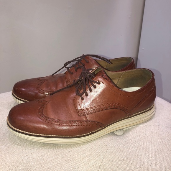 Cole Haan Men's Grand Shortwing Lace Up Shoe - Picture 4 of 11